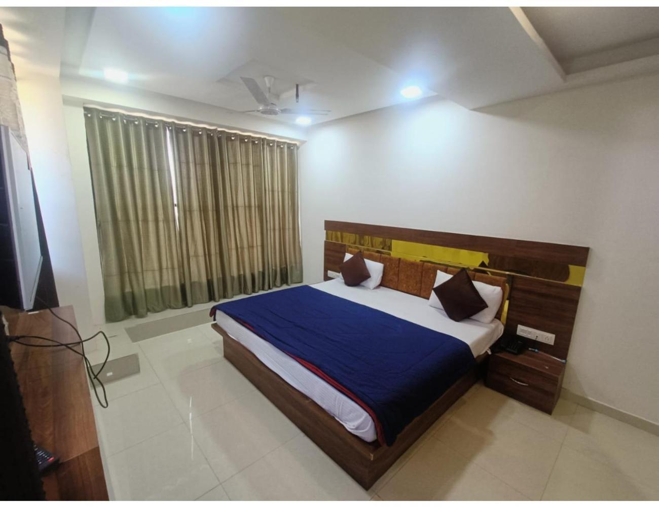 Hotel Paradise, Naroda Ахмедабад Екстер'єр фото